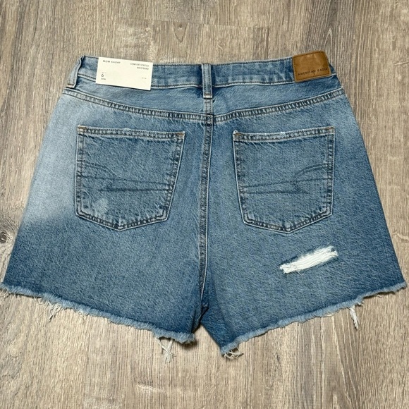 NWT American Eagle Distressed Mom Short Comfort Stretch Waistband 6 - Picture 3 of 11